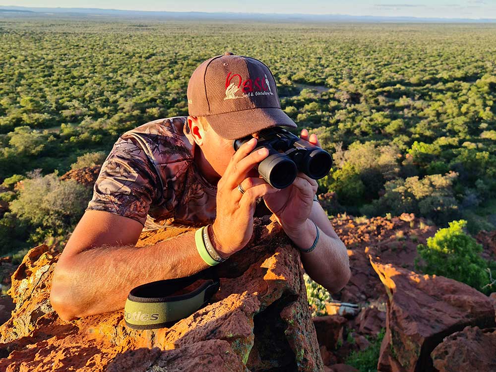 Hochwertige 10x42 Ferngläser von DDoptics eignen sich für Safari und Pirsch