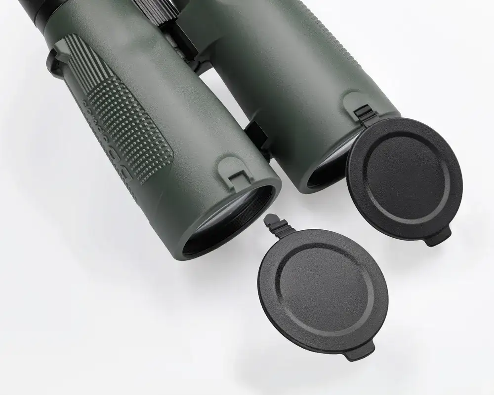 Quick-Snap-System der DDoptics Ergo-Serie – Okular- und Objektivschutzkappen